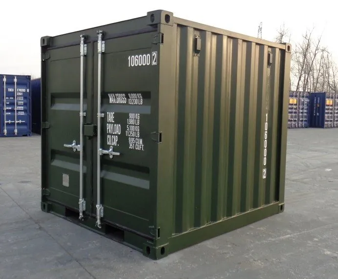 Kompakter 8 Fuß Lagercontainer in Olivgrün auf dem Depot