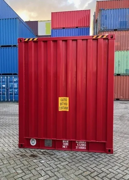Frontansicht eines roten 40 Fuß High Cube Flat Rack Containers