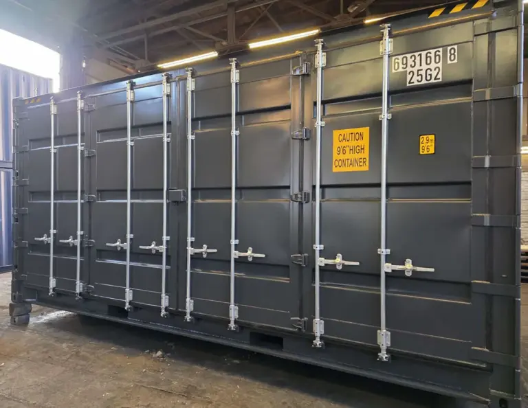 Seitentüren des 20 Fuß High Cube Open Side Containers in RAL 9005